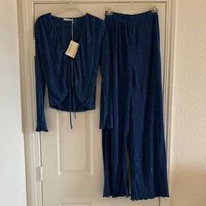 Pepper Mayo Blue Pleated Two-Piece Set